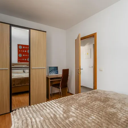 Mareta Apartament *
