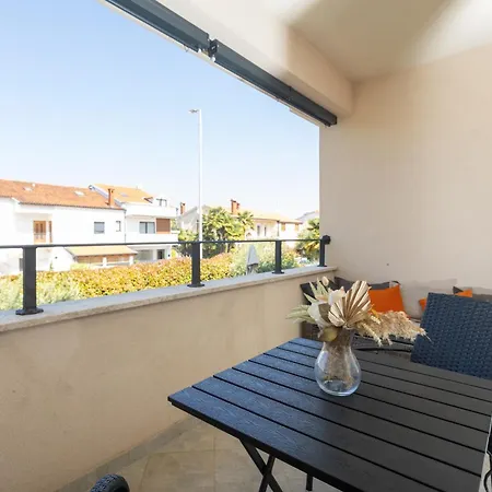 Apartament Mareta